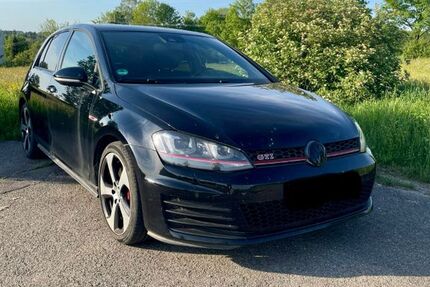 VW Golf 78.000 km 18.700 &euro; Bad Buchau 88422