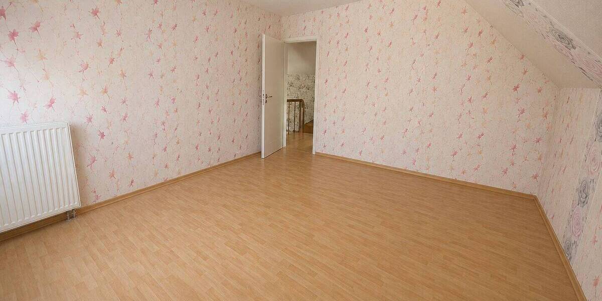 Einfamilienhaus Unna - 8 Zimmer, 138 m&sup2;, 220.000&euro; | Angebot:26512819