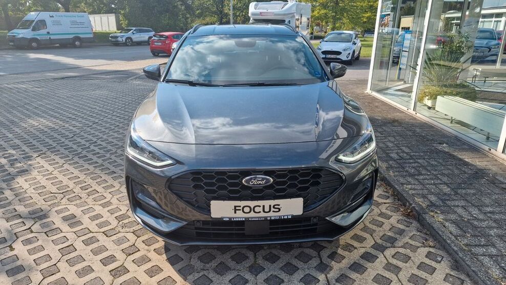 Ford Focus 12.100 km 27.899 € Krefeld 47809
