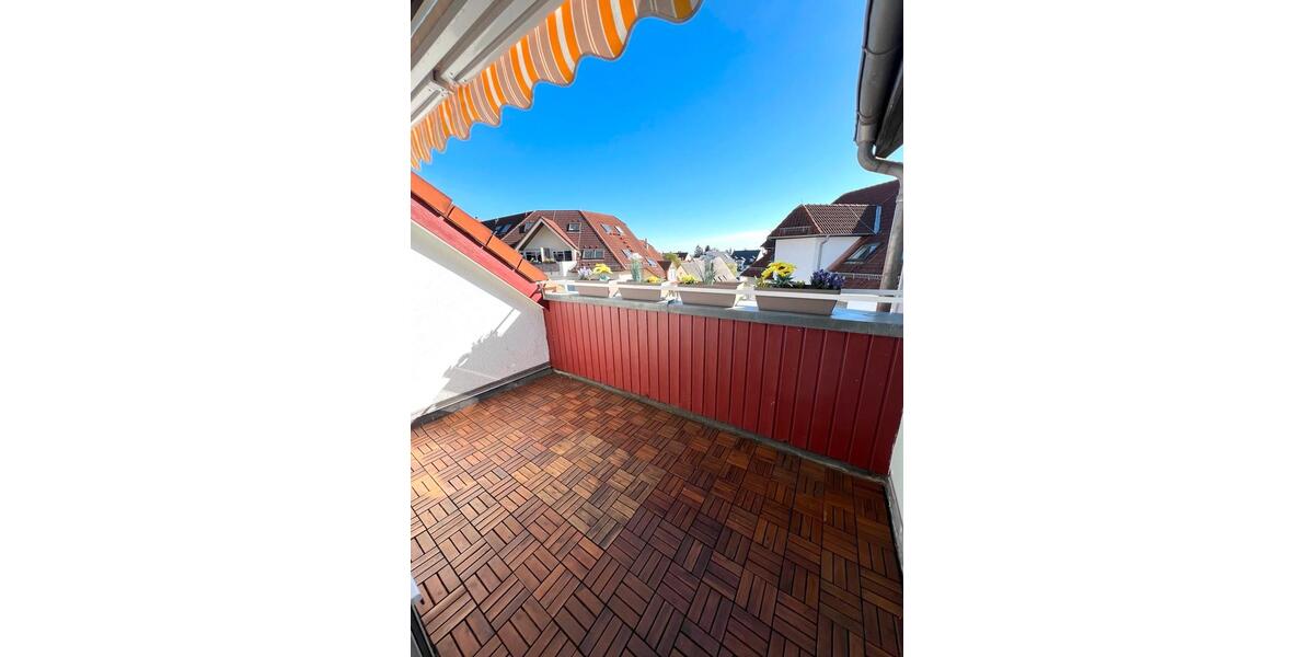 Wohnidylle in 2 Zimmer Wohnung im DG mit Loggia und TG Pkw-Stp. 1 zimmer