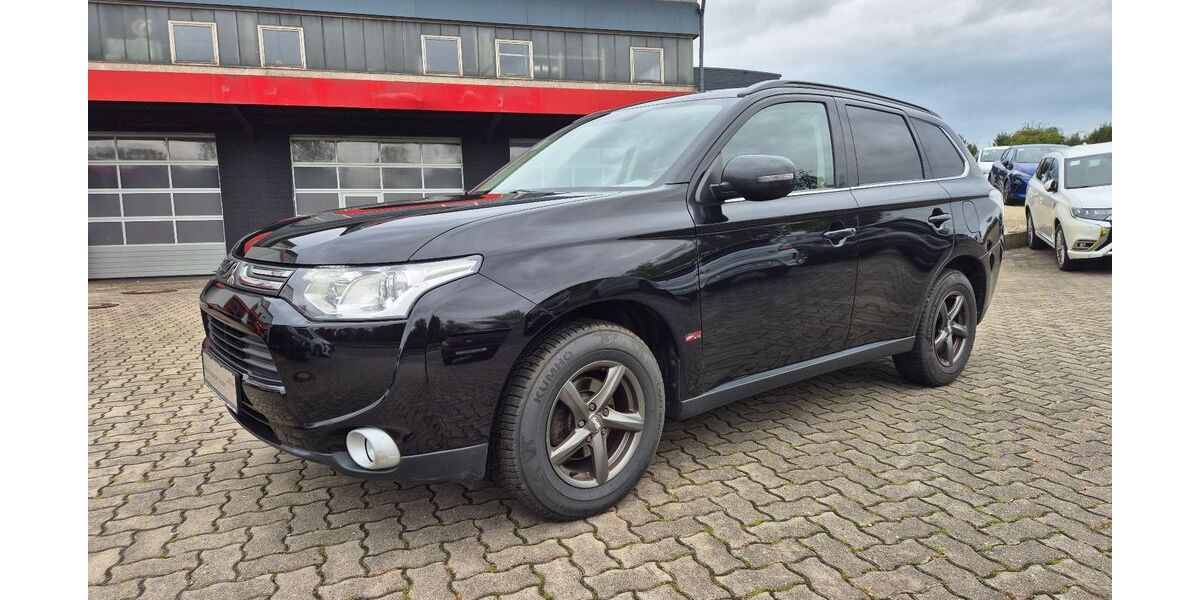 Mitsubishi Outlander 176.200 km 9.200 &euro; Großheirath-OT Rossach 96269