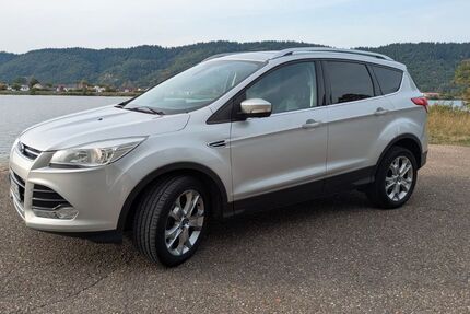 Ford Kuga 175.000 km 5.800 &euro; Barbing 93092