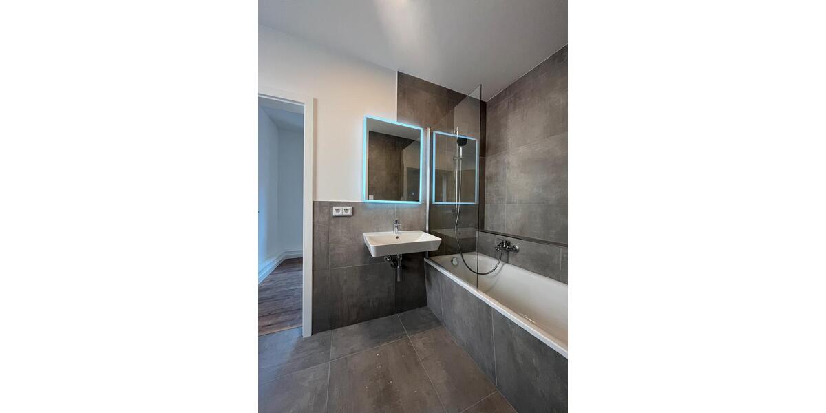 Etagenwohnung Meißen - 3 Zimmer, 82 m&sup2;, 890&euro; | Angebot:26267935