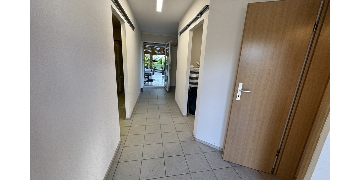 Haus zur Miete mit Einbauküche, Möbel, Wintergarten, Terrasse! Garten! Carport! - Bungalow Gera Alt-Bieblach | Angebot:27718786