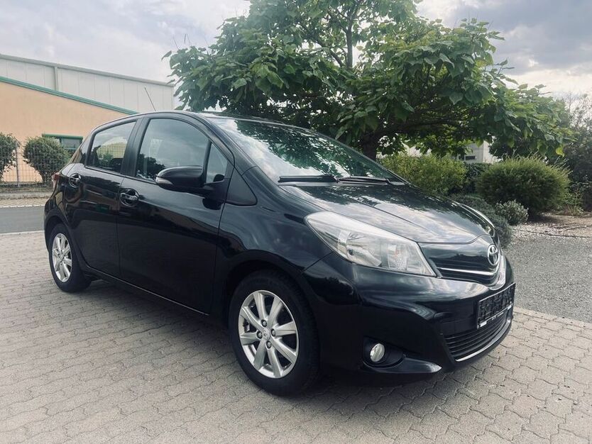 Yaris