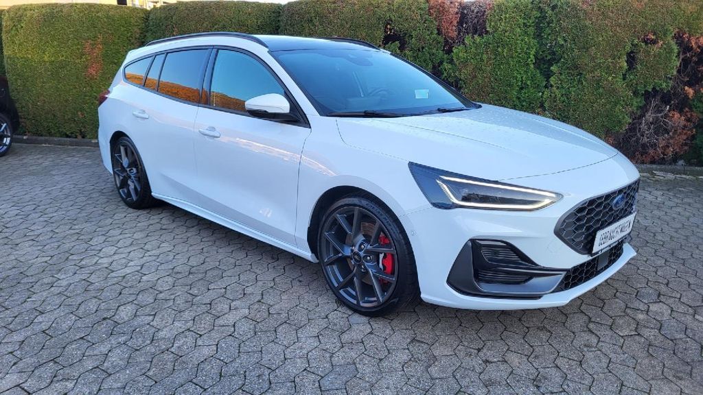 Ford Focus 16.054 km 36.600 &euro; Bad Neuenahr 53474