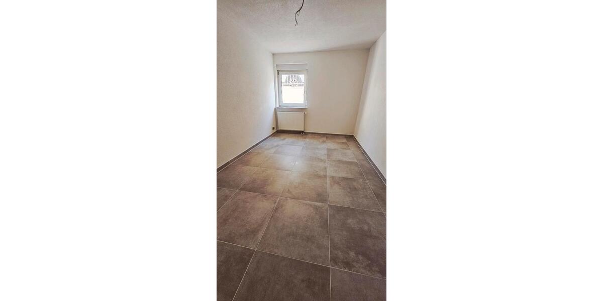 Schöne 2 Zimmer keller Wohnung zu vermieten 2 zimmer