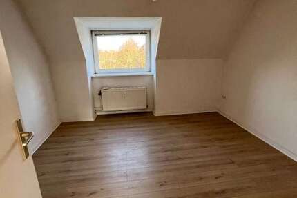 Wohnung Büdelsdorf - 2 Zimmer, 33 m&sup2;, 310&euro; | Angebot:25538241
