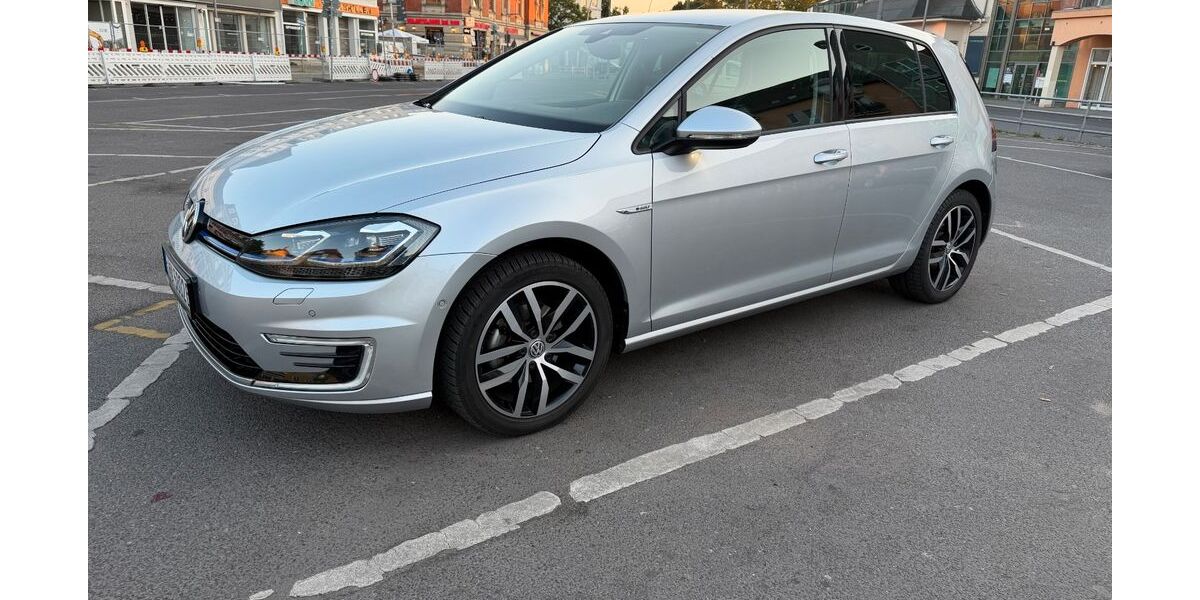 VW Golf 31.000 km 18.450 &euro; Berlin 12247
