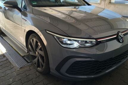 VW Golf 54.936 km 24.760 &euro; Mainburg 84048