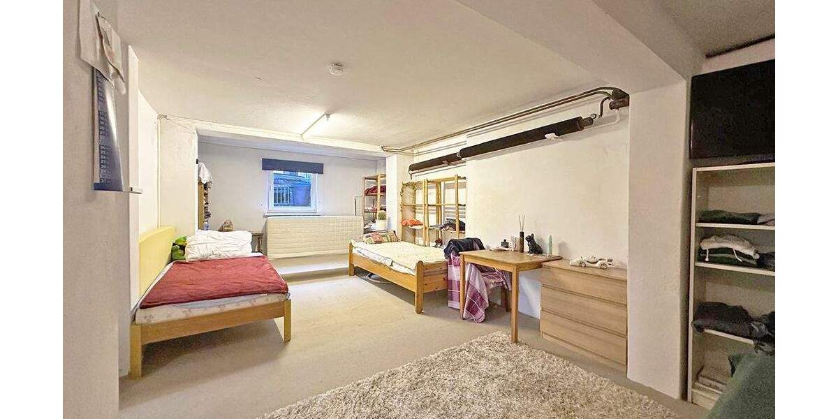 Mehrfamilienhaus, Wohnhaus Bremen Neustadt - 8 Zimmer, 295 m&sup2;, 549.000&euro; | Angebot:25606928