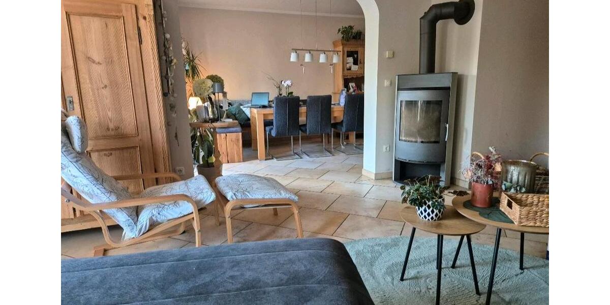 Doppelhaushälfte Affing - 5.5 Zimmer, 142 m&sup2;, 1.950&euro; | Angebot:25305016