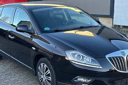 Lancia Delta 105.330 km 5.450 &euro; Bornheim 53332