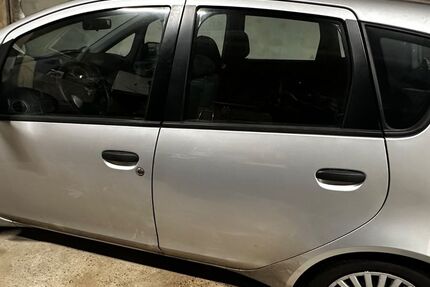 Mitsubishi Colt 44.339 km 5.300 &euro; Ravenstein 74747