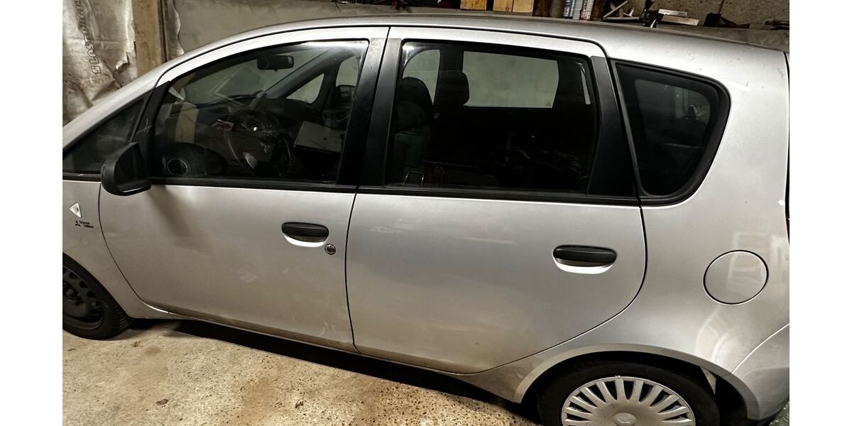 Mitsubishi Colt 44.339 km 5.300 &euro; Ravenstein 74747