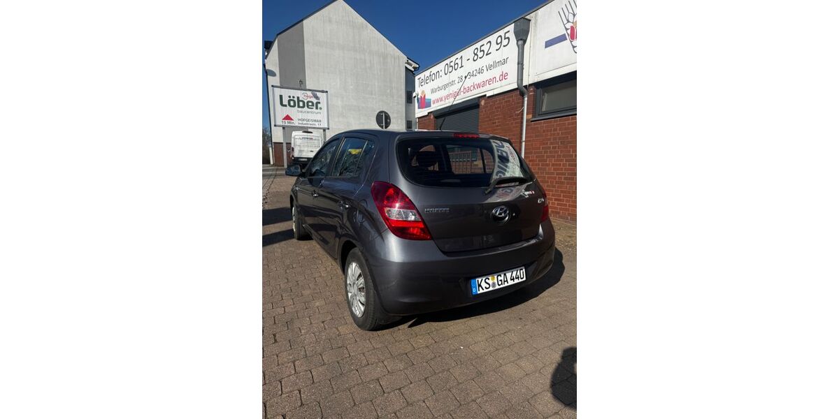 Hyundai i20 220.000 km 1.200 &euro; kassel 34127