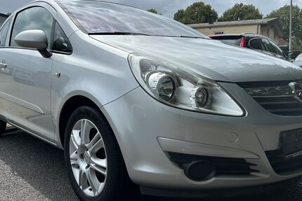 Opel Corsa 150.000 km 2.480 &euro; XANTEN 46509