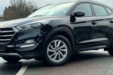 Hyundai TUCSON 138.000 km 12.800 &euro; Bad Homburg 61350
