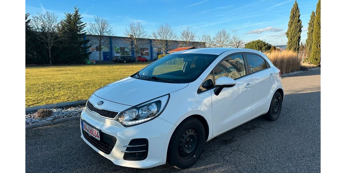 Kia Rio 133.500 km 5.750 &euro; Neustadt/Weinstr 67433