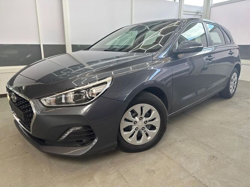 i30
