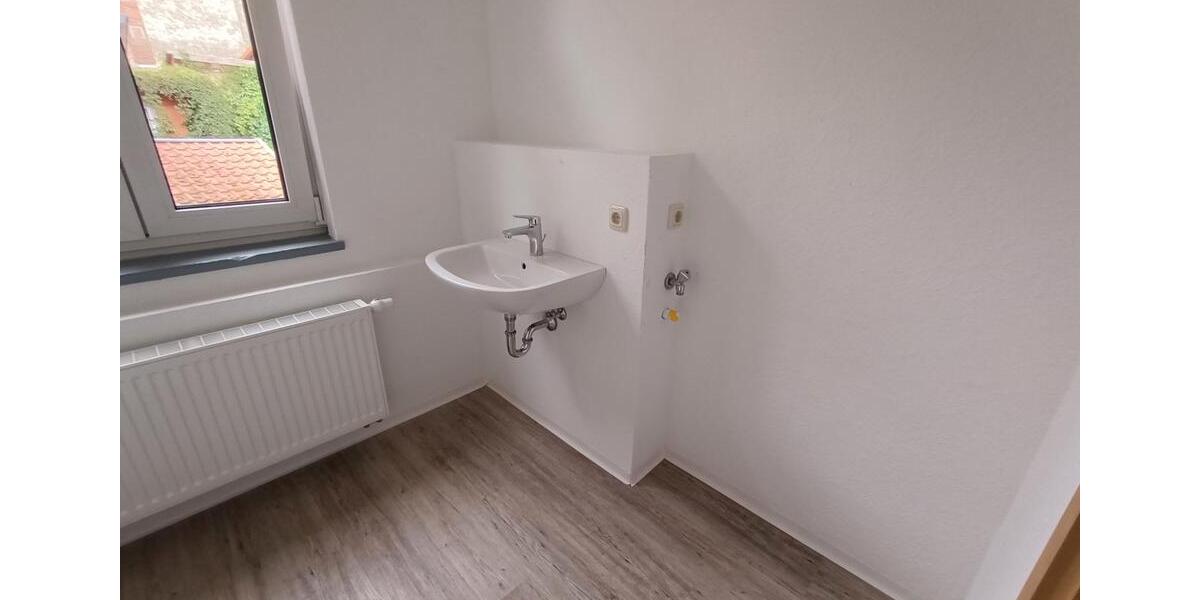Etagenwohnung Mühlhausen (Thüringen) - 1 Zimmer, 35 m&sup2;, 250&euro; | Angebot:26440887