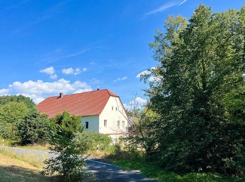 Haus zum Kaufen in Röderaue 85.000 € 102.25 m²