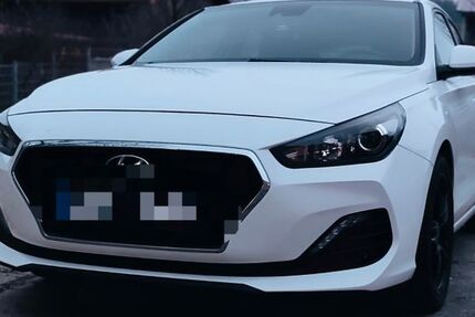 Hyundai i30 68.238 km 12.000 &euro; Würzburg 97084