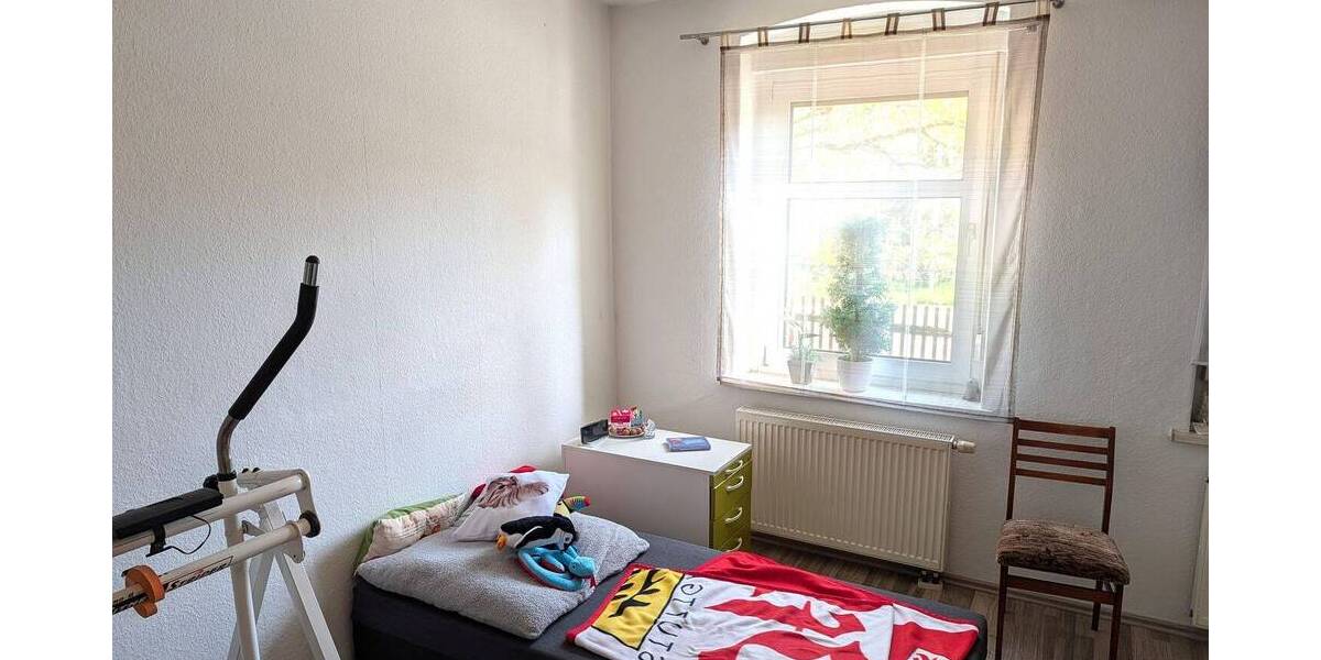 Mehrfamilienhaus, Wohnhaus Bad Schmiedeberg - 8 Zimmer, 193 m&sup2;, 128.000&euro; | Angebot:26379546