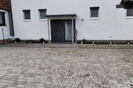 Wohnhaus mit Werkstatt, Lagerhalle, Scheunen, Sauna & 3 Garagen 5 zimmer