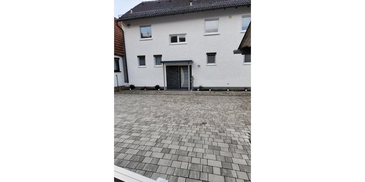 Wohnhaus mit Werkstatt, Lagerhalle, Scheunen, Sauna & 3 Garagen 5 zimmer