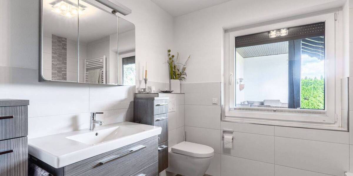 Einfamilienhaus Flieden - 6 Zimmer, 194 m&sup2;, 549.000&euro; | Angebot:25801803