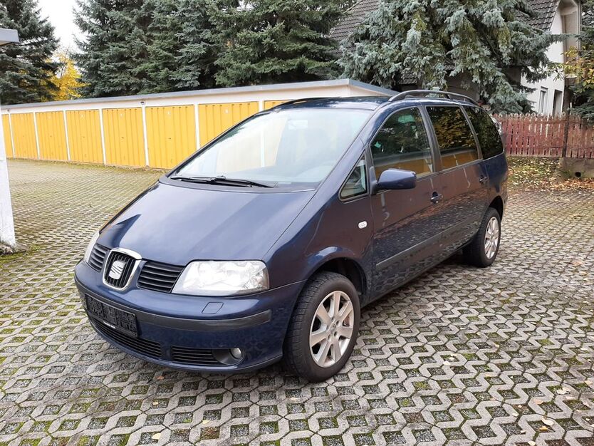 Seat Alhambra 139.000 km 4.490 € Dresden 01259