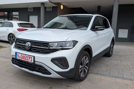 VW T-Cross 4.700 km 17.000 &euro; Nürnberg 90439