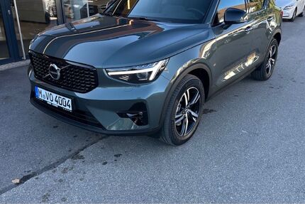 Volvo XC40 14.999 km 43.990 &euro; Baierbrunn 82065