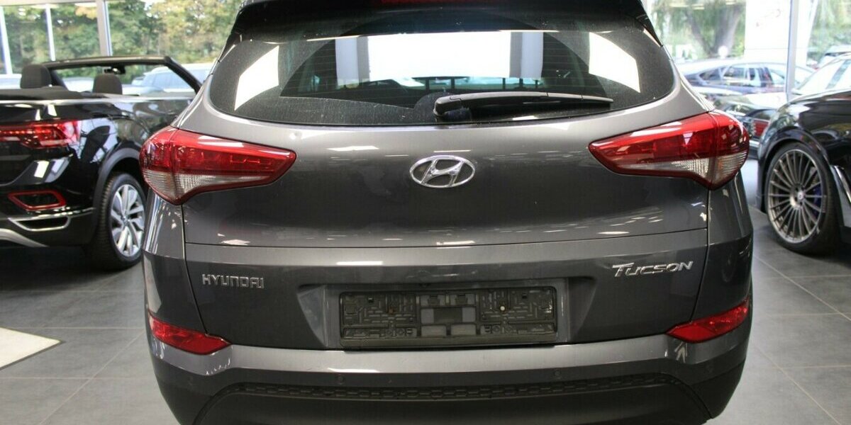 Hyundai Tucson 1.6 GDI 2WD Intro Edition 111.400 km 12.980 € Euskirchen 53881