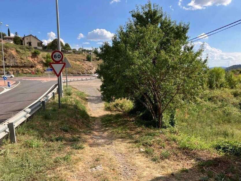 Grundstück zu verkaufen in Berga 82.800 €