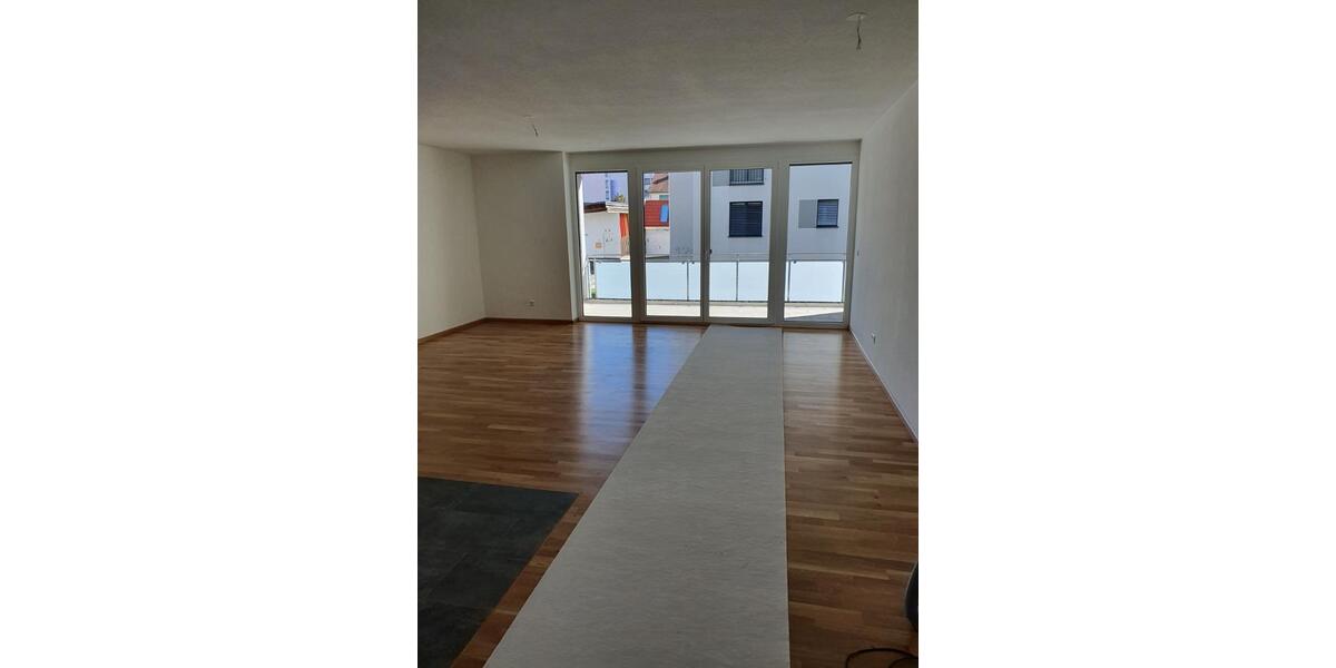 Etagenwohnung Lörrach - 4 Zimmer, 111 m&sup2;, 1.650&euro; | Angebot:26399972