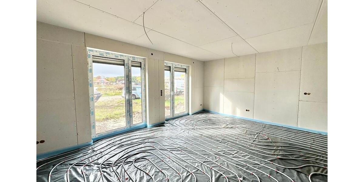 Rastede - Im Göhlen: Neubau-Reihenendhaus mit Einbauküche als Erstbezug 5 zimmer