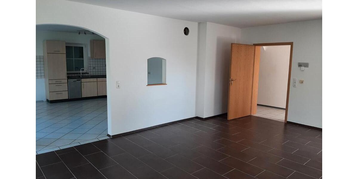 Erdgeschoßwohnung Schönberg - 2.5 Zimmer, 105 m&sup2;, 650&euro; | Angebot:26422219