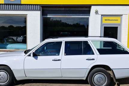 Mercedes-Benz 300 146.100 km 22.960 € Eggebek 24852