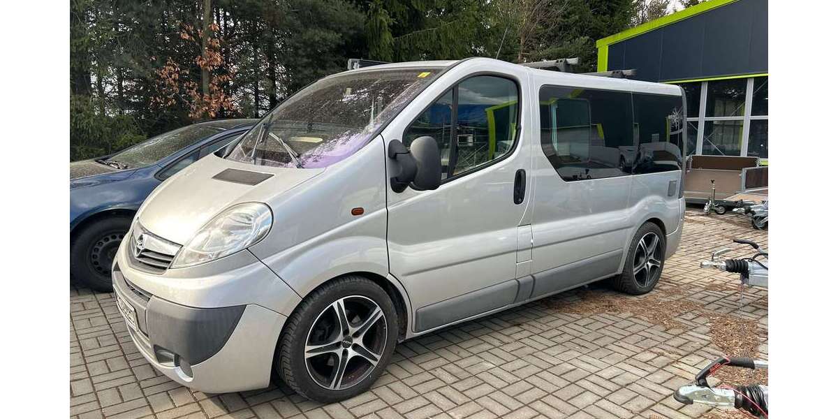 Opel Vivaro 199.990 km 7.999 &euro; Brand-Erbisdorf 09618