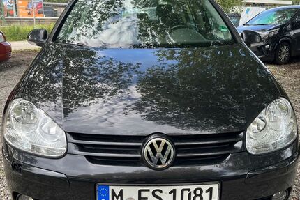 VW Golf 183.333 km 1.999 € München 81929