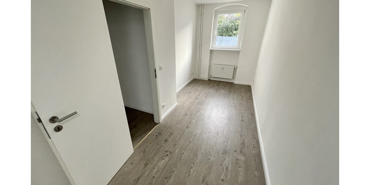 moderne 4 Raum Wohnung mit Balkon, Bad mit Wanne in Gera-Pforten! - Etagenwohnung Gera Pforten | Angebot:27265827