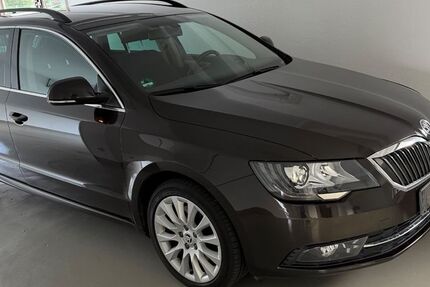 Skoda Superb 216.000 km 9.900 &euro; Alsbach 64665