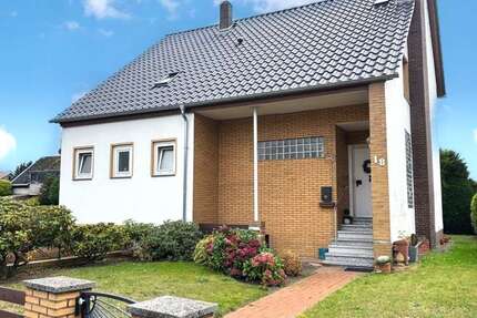 Haus zum Kaufen in Lehrte 229.000 € 135 m² 5 zimmer