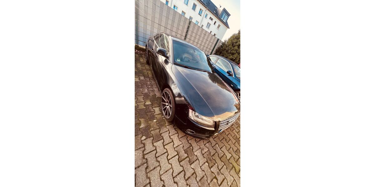 Audi A5 192.000 km 5.200 &euro; Aachen 52078