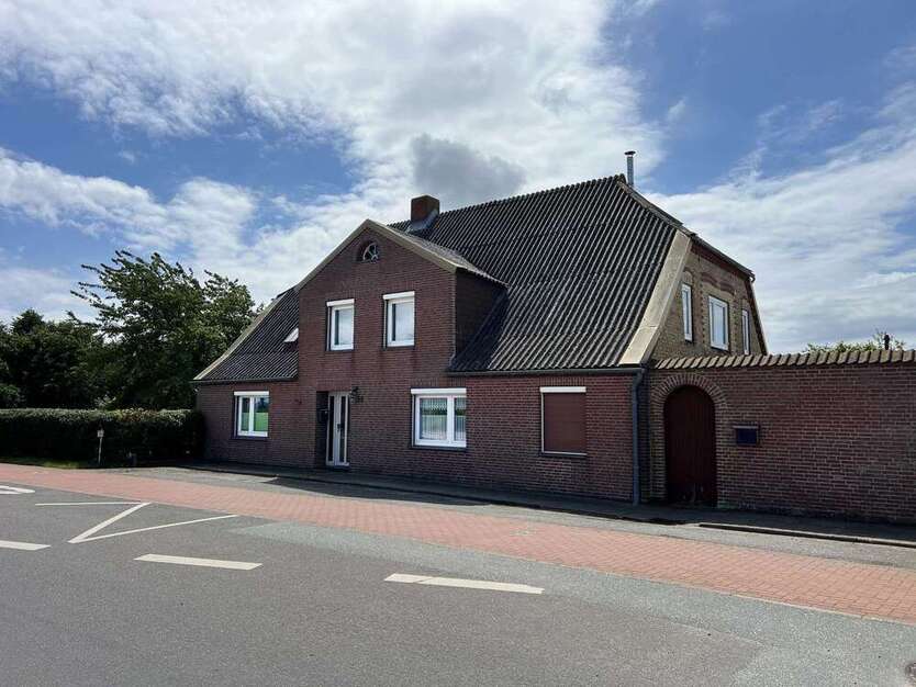 Haus zum Kaufen in Fehmarn OT Burg 580.000 € 239 m²