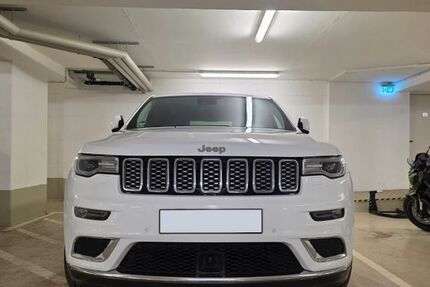 Jeep Grand Cherokee 72.541 km 33.900 &euro; Berlin 13086
