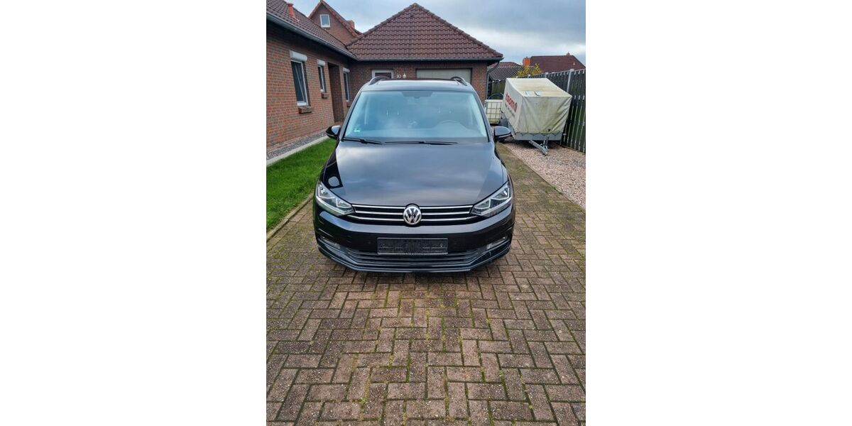 VW Touran 159.000 km 18.900 &euro; Wittmund 26409