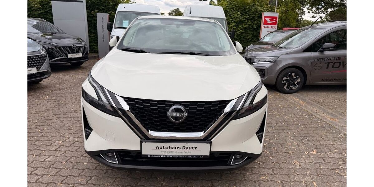 Nissan Qashqai 40.229 km 24.890 &euro; Erkner 15537